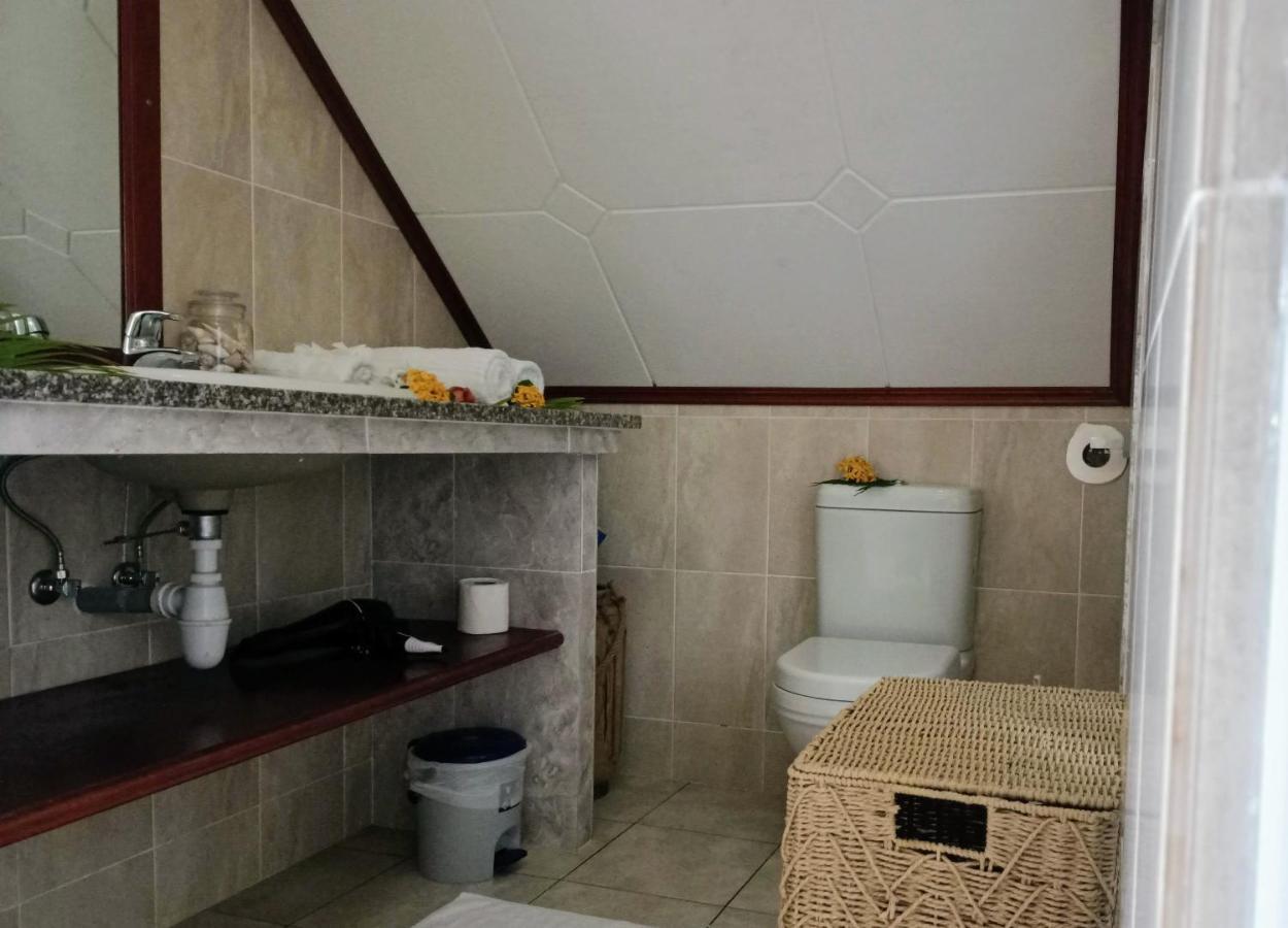 Badamier Self-Catering Apartment La Digue Exterior foto